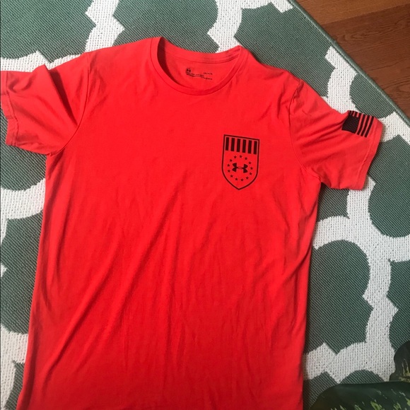 Under Armour Other - NWOT Under Armour  L
